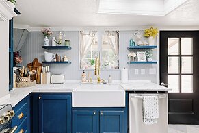 Family Getaway: 'foxwood Cottage' in Star Valley!