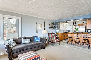 Furnished Deck w/ Views: Mukwonago Lake House!