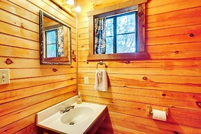 Cedar Falls Cabins #6: Hillside w/ Views!