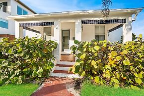 100 Steps to Sand Private Deck BBQ Beach Gear