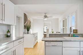 100 Steps to Sand Private Deck BBQ Beach Gear