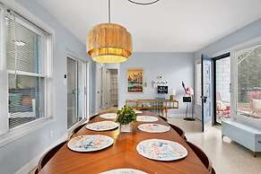 Heated Pool Mini Golf Walk to Beach Beach Gear