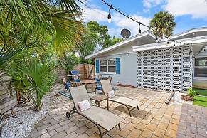 Heated Pool Mini Golf Walk to Beach Beach Gear