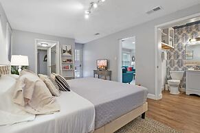 Heated Pool Mini Golf Walk to Beach Beach Gear