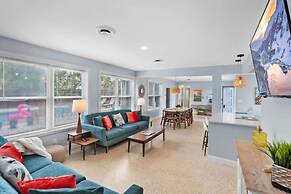 Heated Pool Mini Golf Walk to Beach Beach Gear