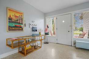 Heated Pool Mini Golf Walk to Beach Beach Gear