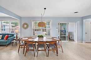 Heated Pool Mini Golf Walk to Beach Beach Gear