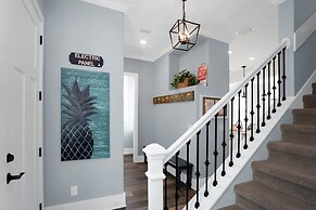 Downtown St Augustine Steps to Ice Plant Upscale