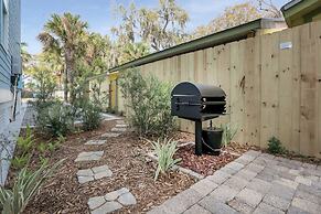 Downtown St Augustine Steps to Ice Plant Upscale