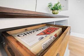 Just North of Downtown Fenced Yard BBQ Patio