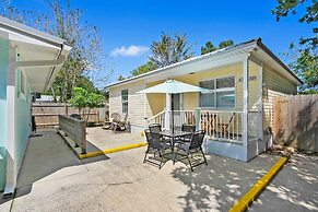 Just North of Downtown Fenced Yard BBQ Patio