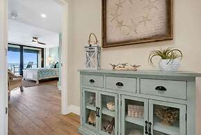 Oceanfront Pool Beach Gear Tennis Smart TVs