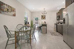 Hot Tub Propane BBQ Downtown St Aug Parking