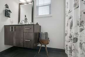 Hot Tub Propane BBQ Downtown St Aug Parking