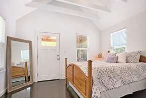 Hot Tub Propane BBQ Downtown St Aug Parking