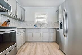 Oceanfront Blissful Sunrises Beach Gear BBQ