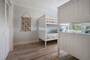 Oceanfront Blissful Sunrises Beach Gear BBQ