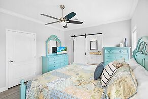 Canal Home Dock BBQ Walk to Beach Fishing