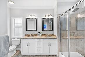 Canal Home Dock BBQ Walk to Beach Fishing