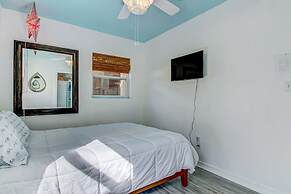 Hot Tub Free Parking Retro Cottage Games