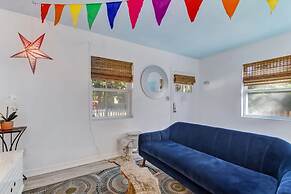 Hot Tub Free Parking Retro Cottage Games