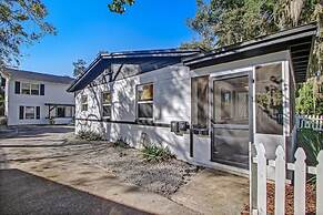 Hot Tub Free Parking Retro Cottage Games