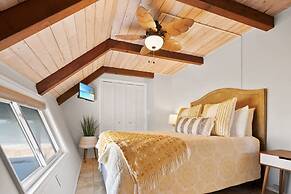 Oceanfront Serenity Under the Sea Tiki Bar BBQ