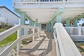 Oceanfront Serenity Under the Sea Tiki Bar BBQ