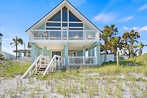 Oceanfront Serenity Under the Sea Tiki Bar BBQ