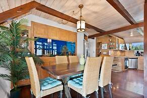 Oceanfront Serenity Under the Sea Tiki Bar BBQ