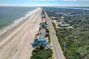 Oceanfront Serenity Under the Sea Tiki Bar BBQ