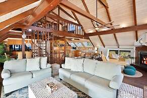 Oceanfront Serenity Under the Sea Tiki Bar BBQ