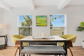 2 Steps to Ice Plant Apt in Downtown St Aug