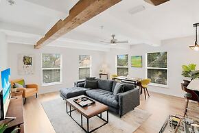 2 Steps to Ice Plant Apt in Downtown St Aug