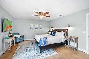 100 Steps to Beach Pool Hot Tub Playground BBQ