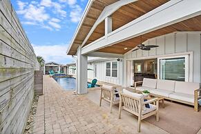 100 Steps to Beach Pool Hot Tub Playground BBQ