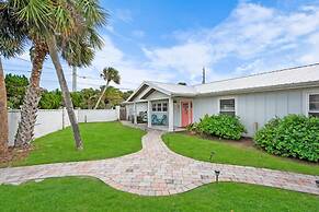 100 Steps to Beach Pool Hot Tub Playground BBQ