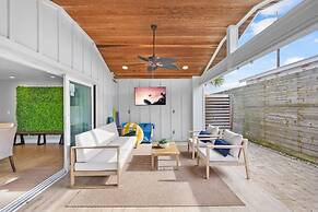 100 Steps to Beach Pool Hot Tub Playground BBQ