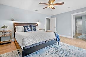 100 Steps to Beach Pool Hot Tub Playground BBQ