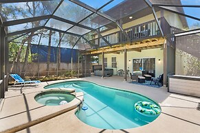 Pool Hot Tub Dock Walk to Beach Beach Gear