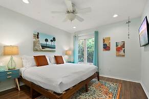 Heated Pool Tiki Lounge Steps to Beach Games