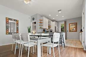 Heated Pool Tiki Lounge Steps to Beach Games