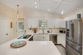 On the Canal New Dock Kayak Bikes Beach Gear