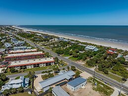 100 Steps to Beach Pool Hot Tub BBQ Playground