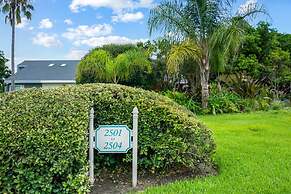 Walk to Beach Fire Pit Screened Patio Smart TVs