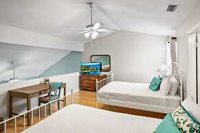 Walk to Beach Fire Pit Screened Patio Smart TVs