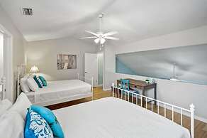 Walk to Beach Fire Pit Screened Patio Smart TVs