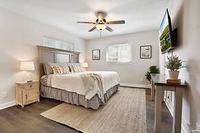 Water View Hot Tub Games Fire Pit Boat Parking