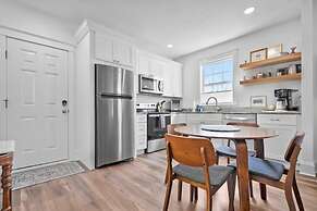 Free Parking Big Patio Next to Restaurants Bars