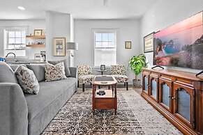 Free Parking Big Patio Next to Restaurants Bars